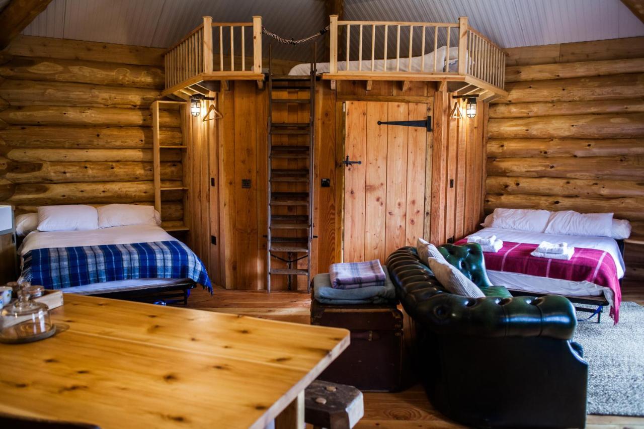 Villa Coed Y Marchog Woodland Retreat à Hereford Extérieur photo